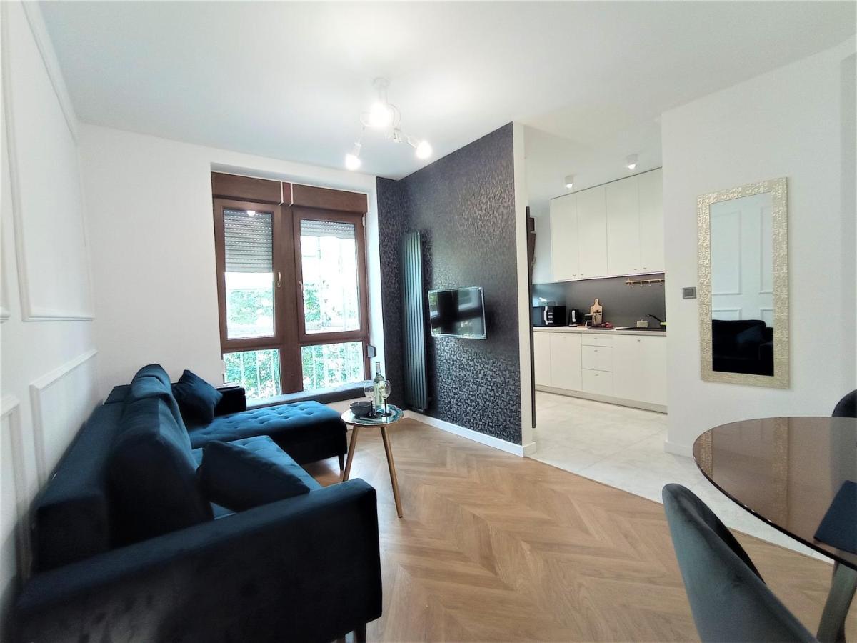 Mki Apartments - Chmielna 73 C B&B Warsaw City Center Apartment المظهر الخارجي الصورة