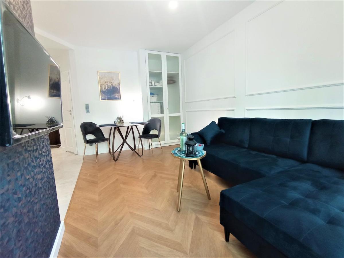 Mki Apartments - Chmielna 73 C B&B Warsaw City Center Apartment المظهر الخارجي الصورة